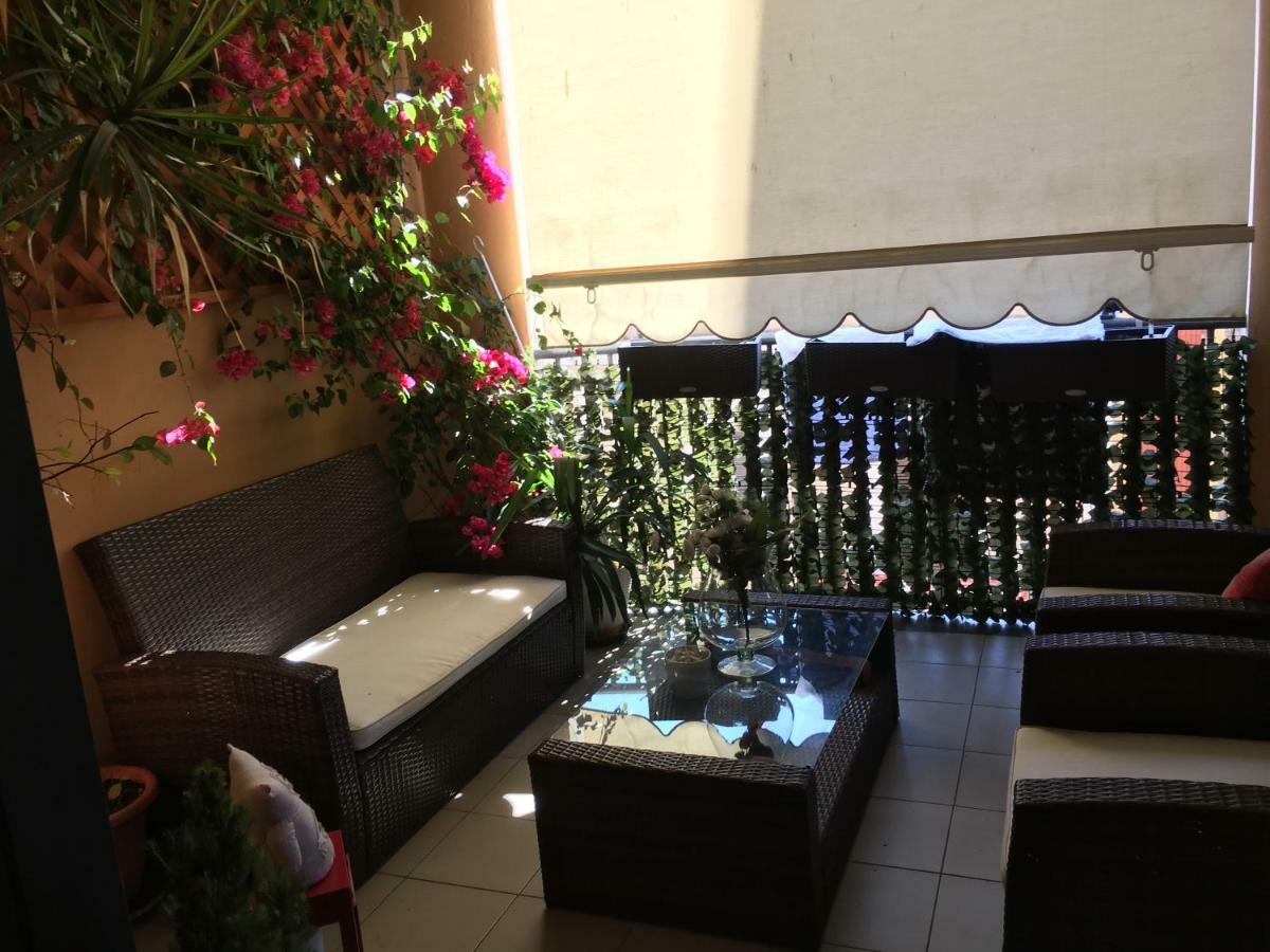 Flowers Apartment Бари Экстерьер фото