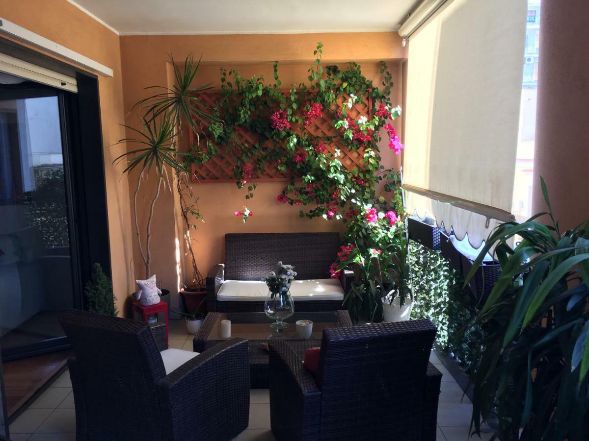 Flowers Apartment Бари Экстерьер фото