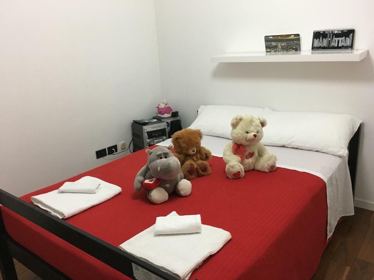 Flowers Apartment Бари Экстерьер фото
