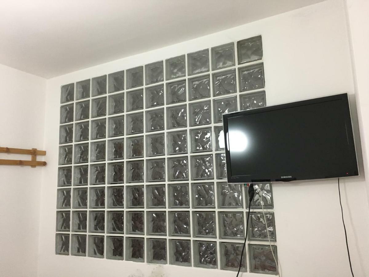 Flowers Apartment Бари Экстерьер фото